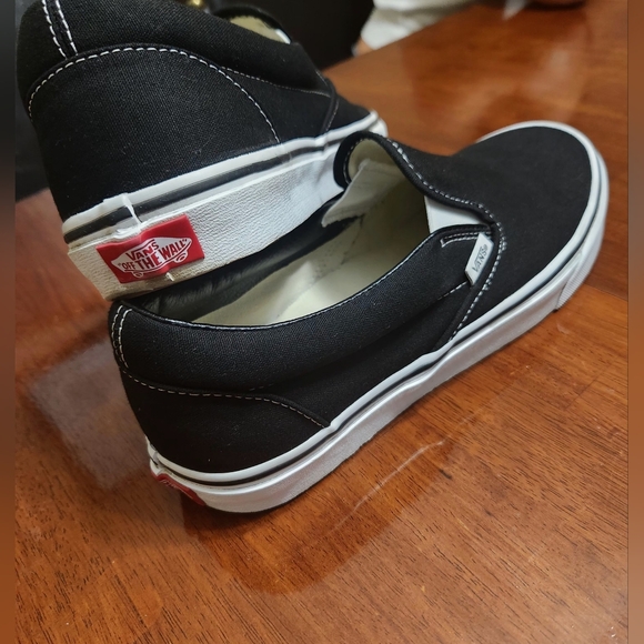 Vans Slip-on Sneakers - Picture 2 of 6